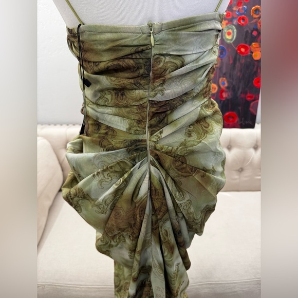 NWT Pretty Little Thing GREEN PRINT CHIFFON RUCHED DRAPE MIDI DRESS 2 - Picture 7 of 10